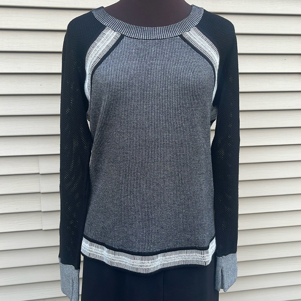 DKNY black and white unisex sweater